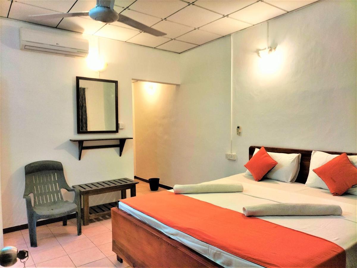 Coral Bay فندق تريكونامالاي